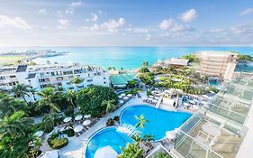 Sonesta Maho Beach All Inclusive Resort Casino & Spa Exterior photo