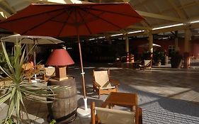 Kawann Beach Hotel Grand-Bourg  Restaurant photo